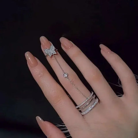 2024 Trendy Double Finger Chain Rings for Women Ring Set Tassel Butterfly Cross Punk Rings Jewelry Ladies Fashion HipHop Jewelry